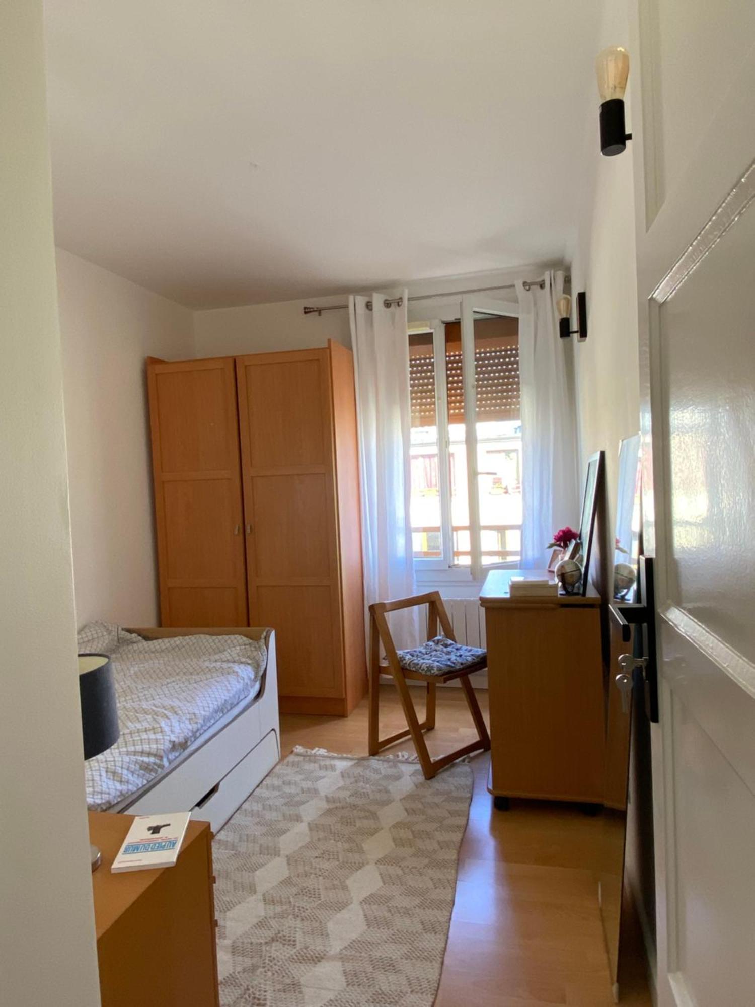 Chambre Simple Paisible Proche De Paris 德朗西 外观 照片